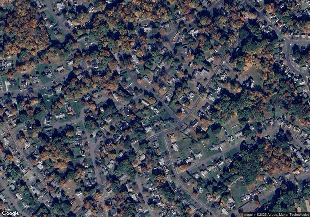 24 Hickory Ln, Naugatuck, CT 06770 - photo 1