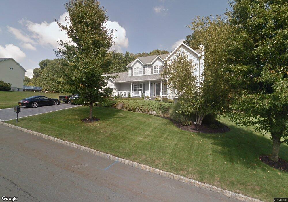 1014 Pine View, New Windsor, NY 12553 - photo 1