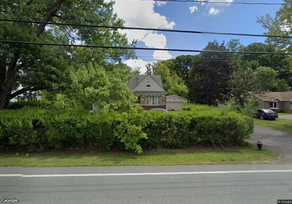 27 Phillips Rd, Rensselaer, NY 12144 - photo 1