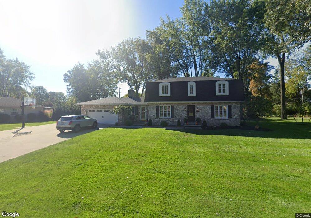 3425 London Dr, Lima, OH 45805 - photo 1