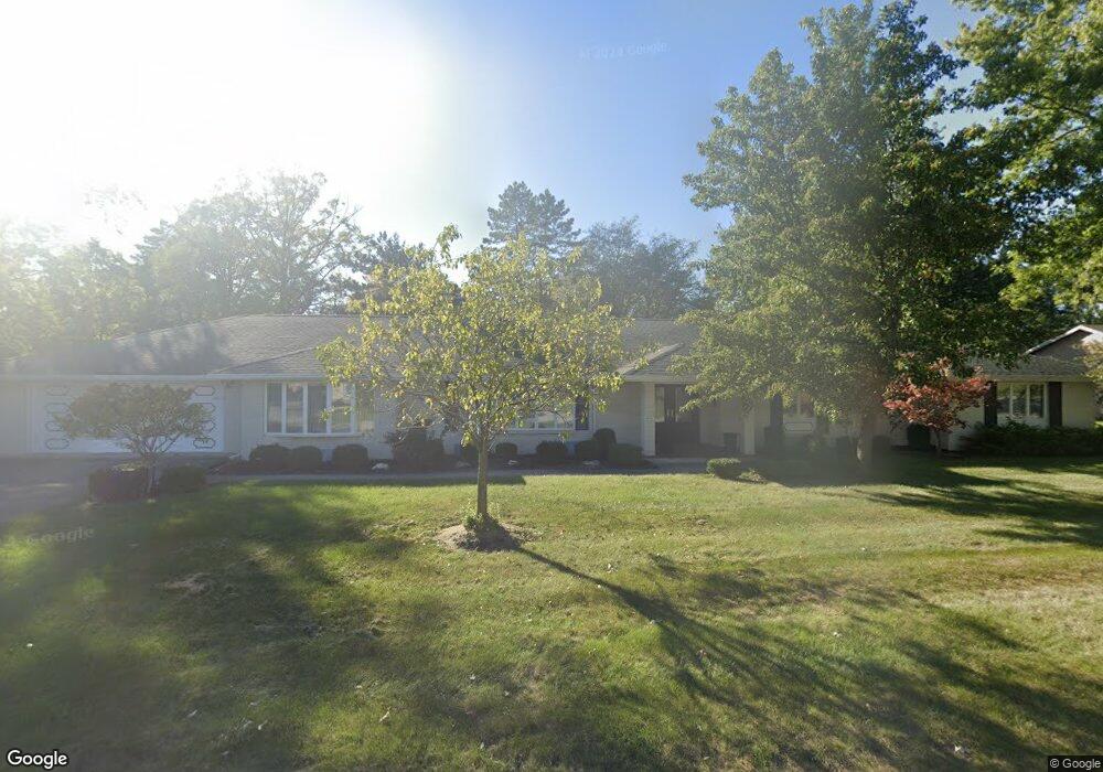 101 Queens Ln, Lima, OH 45805 - photo 1