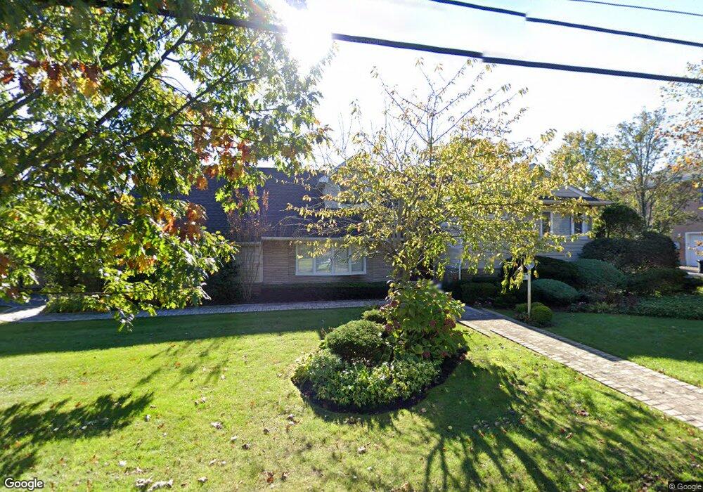 85 Washington Ave S, Lawrence, NY 11559 - photo 1