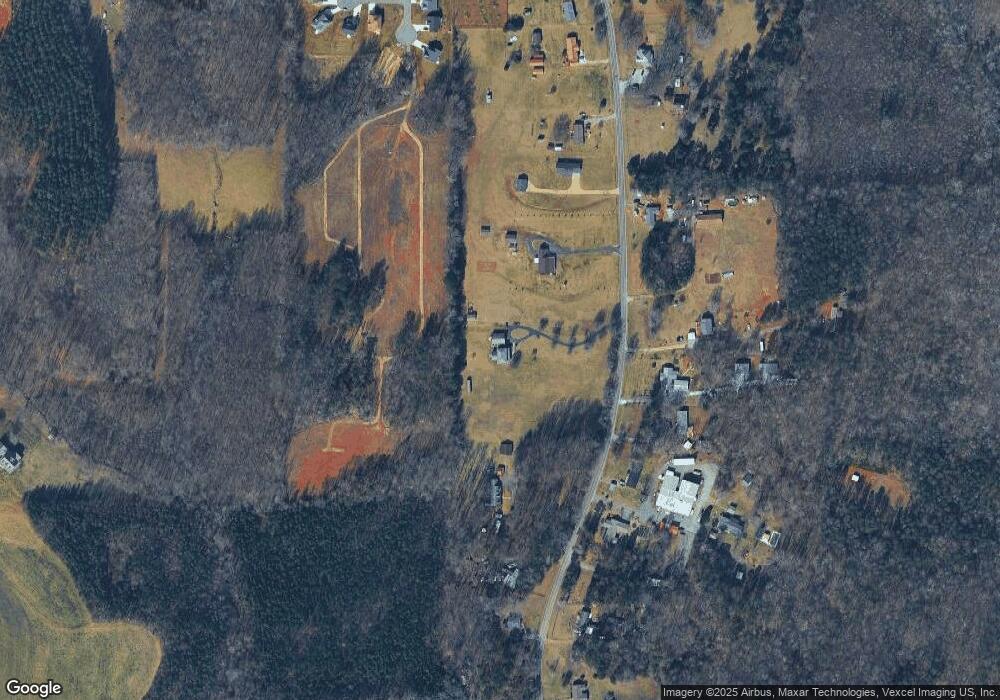 194 Elmwood Rd, Statesville, NC 28625 - photo 1