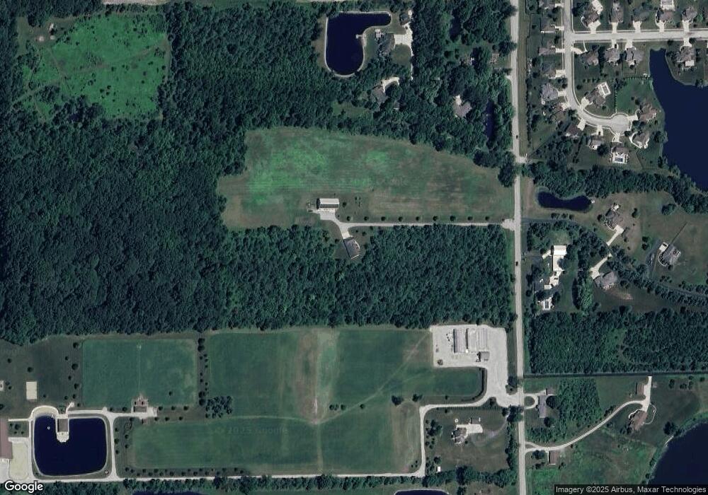 17209 Amstutz Rd, Leo, IN 46765 - photo 1