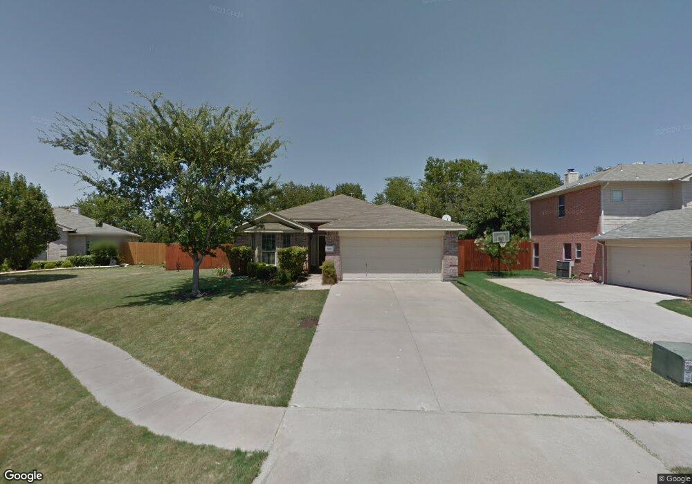 1015 Hall Dr, Wylie, TX 75098 - photo 1