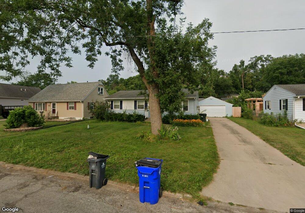 1720 9th St NW, Cedar Rapids, IA 52405 - photo 1