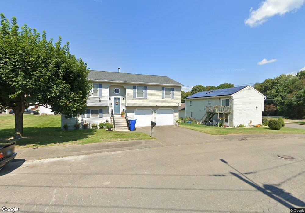 10 Cindy Dr, Waterbury, CT 06704 - photo 1