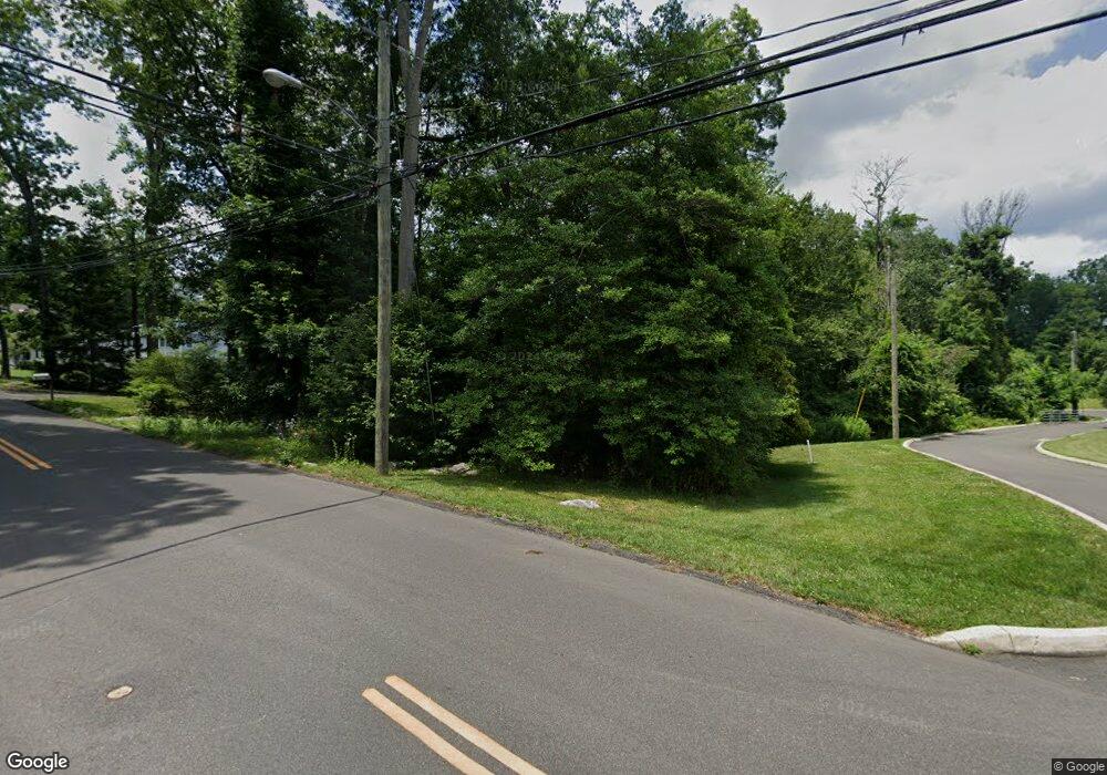 74 Eden Rd, Stamford, CT 06907 - photo 1