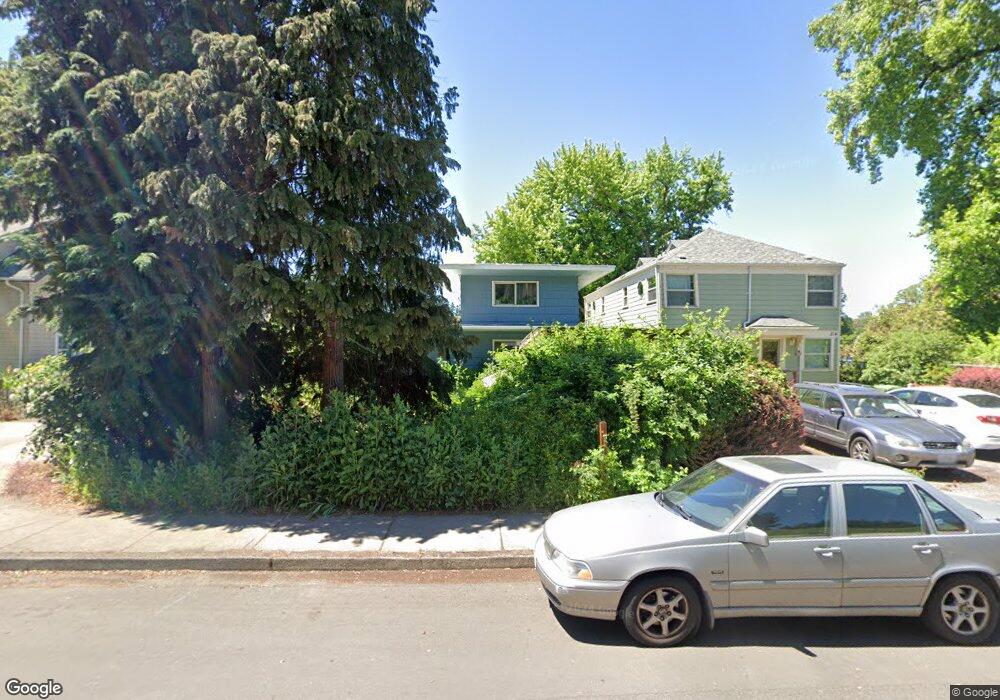 196 N Jefferson St, Eugene, OR 97402 - photo 1