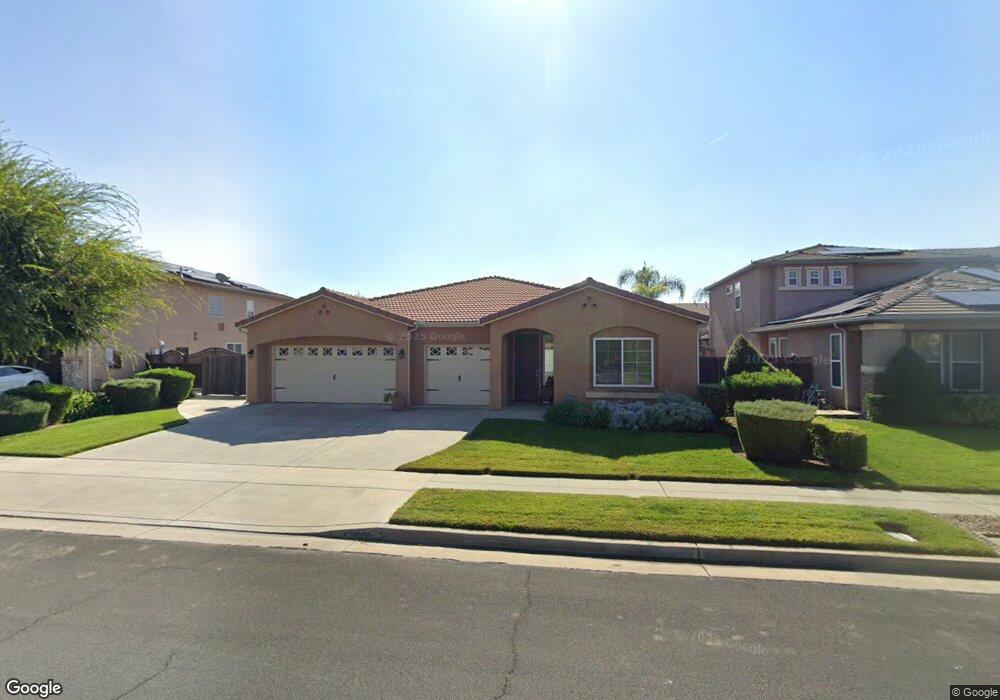 6389 E Fountain Way, Fresno, CA 93727 - photo 1