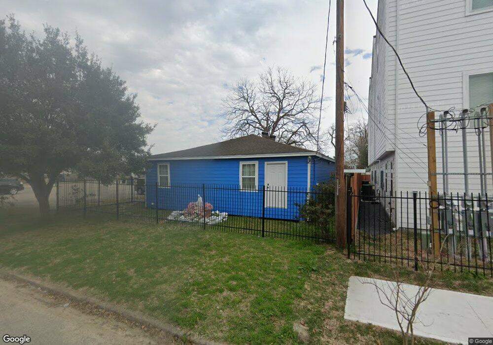 1304 Moody St, Houston, TX 77009 - photo 1