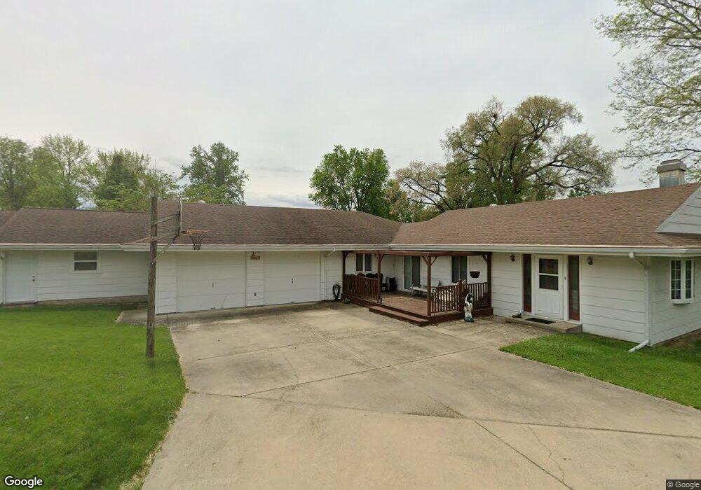 527 Frorer Ave, Lincoln, IL 62656 - photo 1