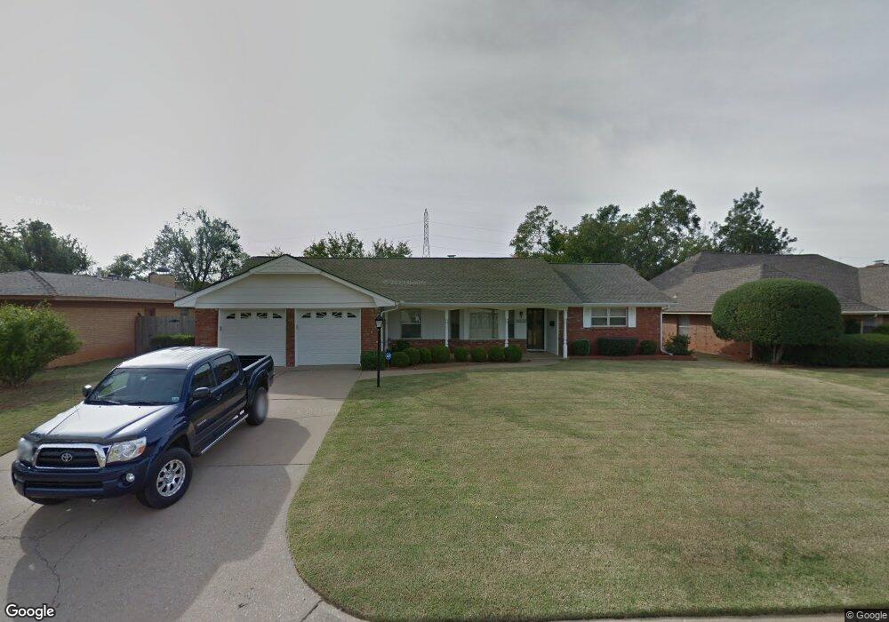 2816 Camelot Dr, Oklahoma City, OK 73120 - photo 1