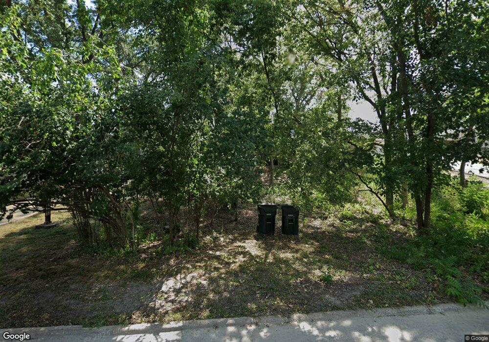 3247 Bever Cir SE, Cedar Rapids, IA 52403 - photo 1