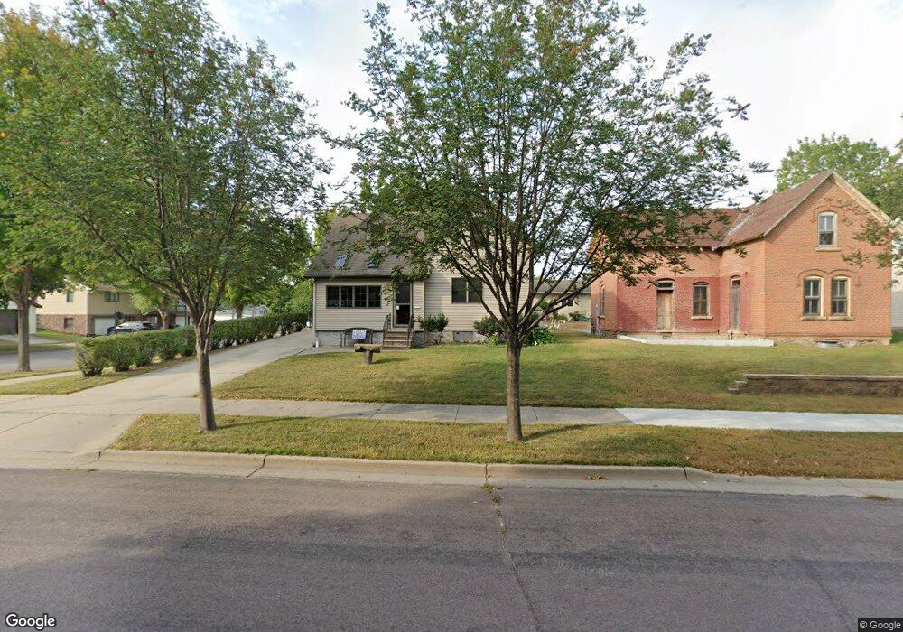 403 N Franklin St, New Ulm, MN 56073 - photo 1