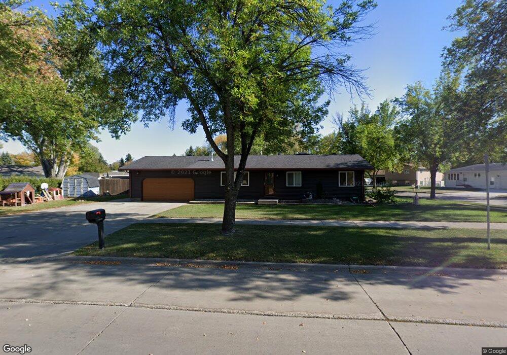 1415 Rider Rd, Grand Forks, ND 58201 - photo 1