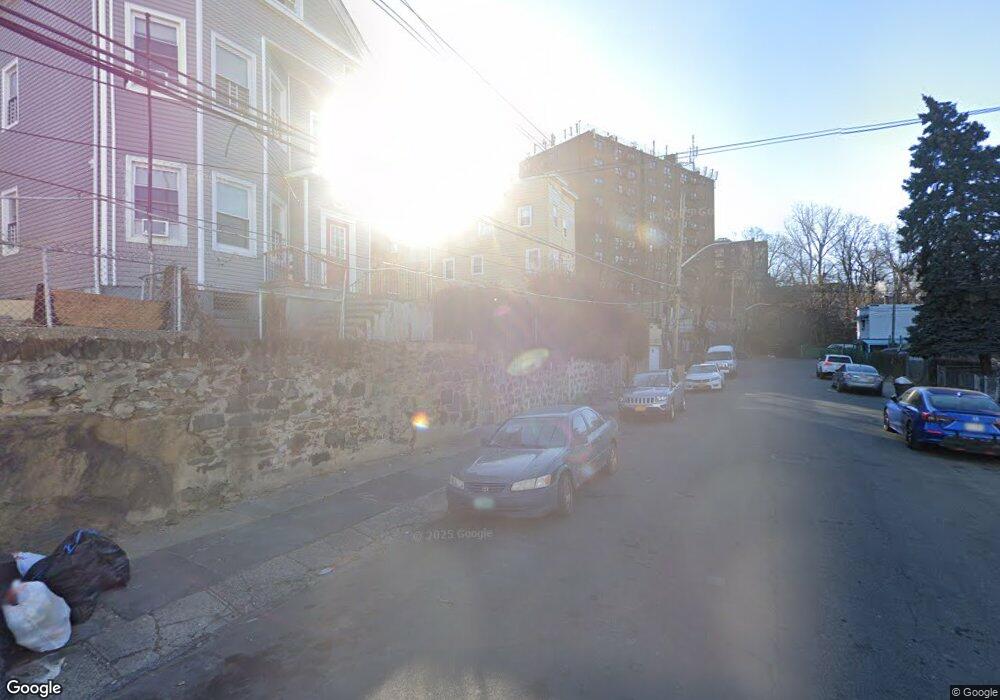 170 Beech St, Yonkers, NY 10701 - photo 1