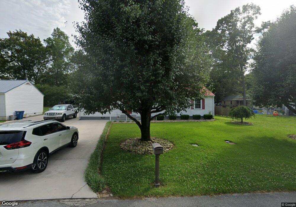 1102 Glenwood Dr, Manchester, TN 37355 - photo 1