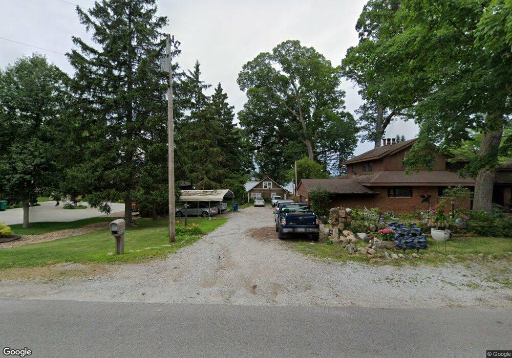 685 Waverly Rd, La Porte, IN 46350 - photo 1