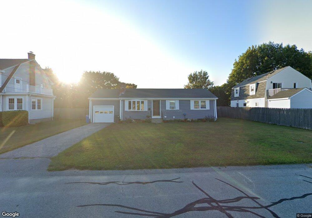 122 Ridgewood Rd, Middletown, RI 02842 - photo 1