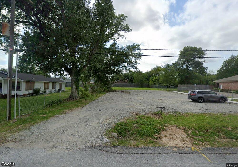 4832 Ogden Rd, Lake Charles, LA 70605 - photo 1