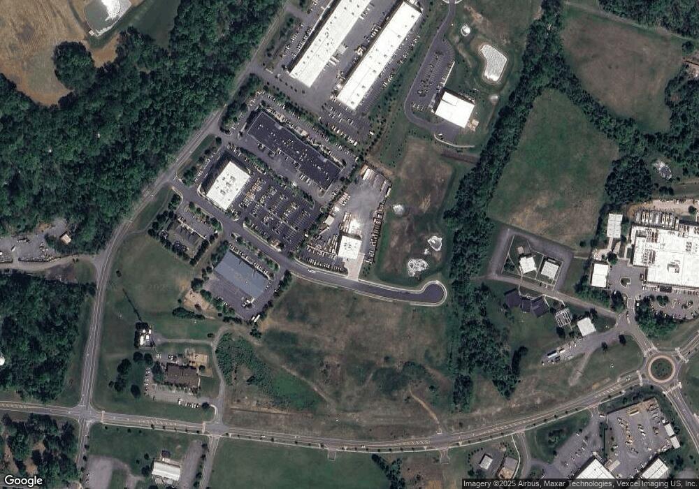 4265 Burrough Dr, Warrenton, VA 20187 - photo 1