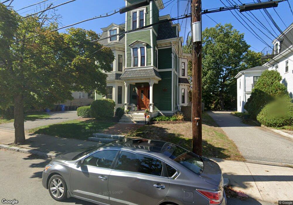 107 Crescent St unit 2, Waltham, MA 02453 - photo 1