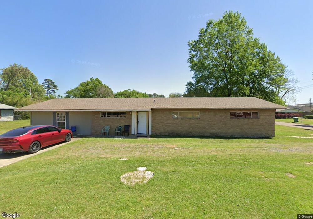 2802 Robin Ln, Texarkana, TX 75503 - photo 1
