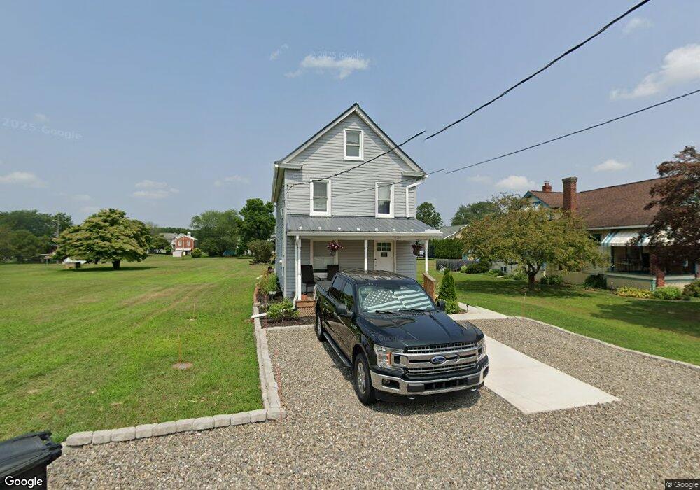 124 W 5th St, Nescopeck, PA 18635 - photo 1