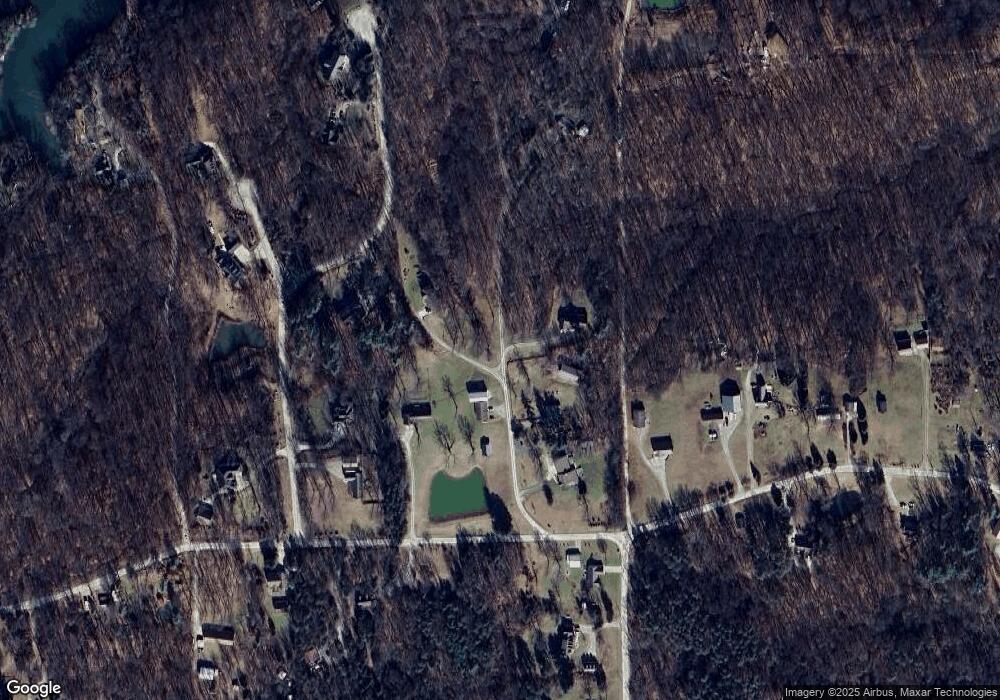 001 Georgetown Ln, Columbus, IN 47201 - photo 1