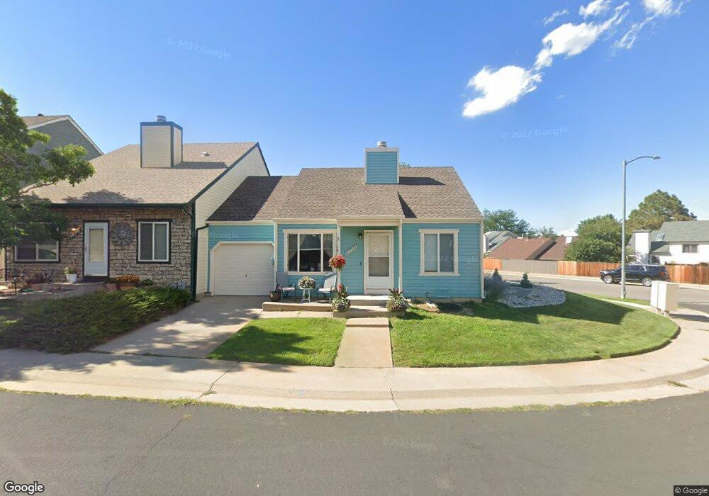 19660 E Loyola Cir, Aurora, CO 80013 - photo 1