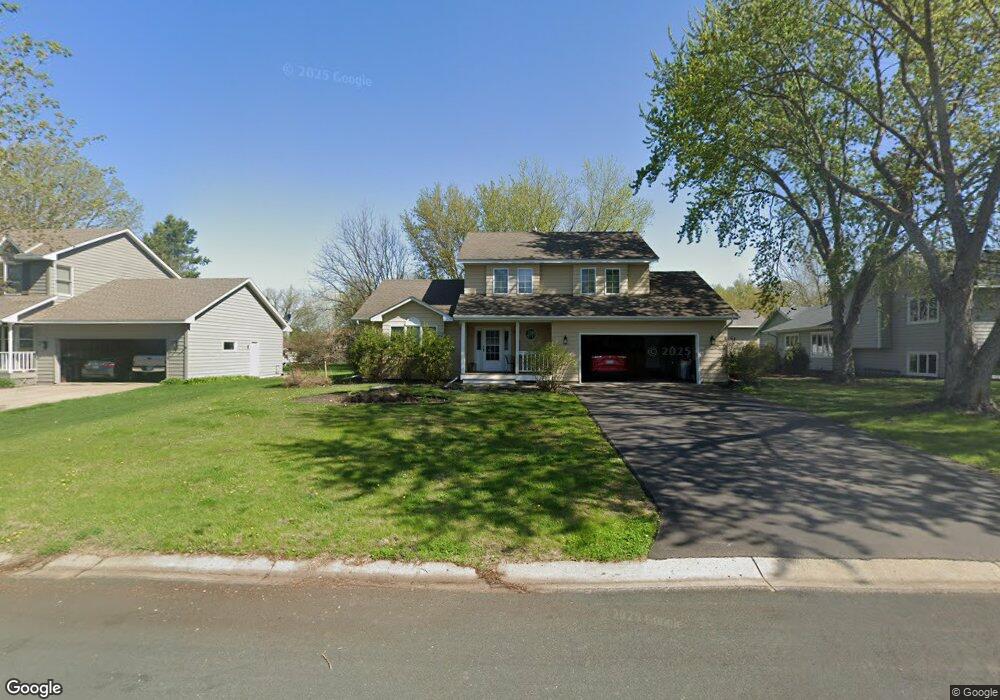 5770 Maple Ridge Dr, Maple Plain, MN 55359 - photo 1