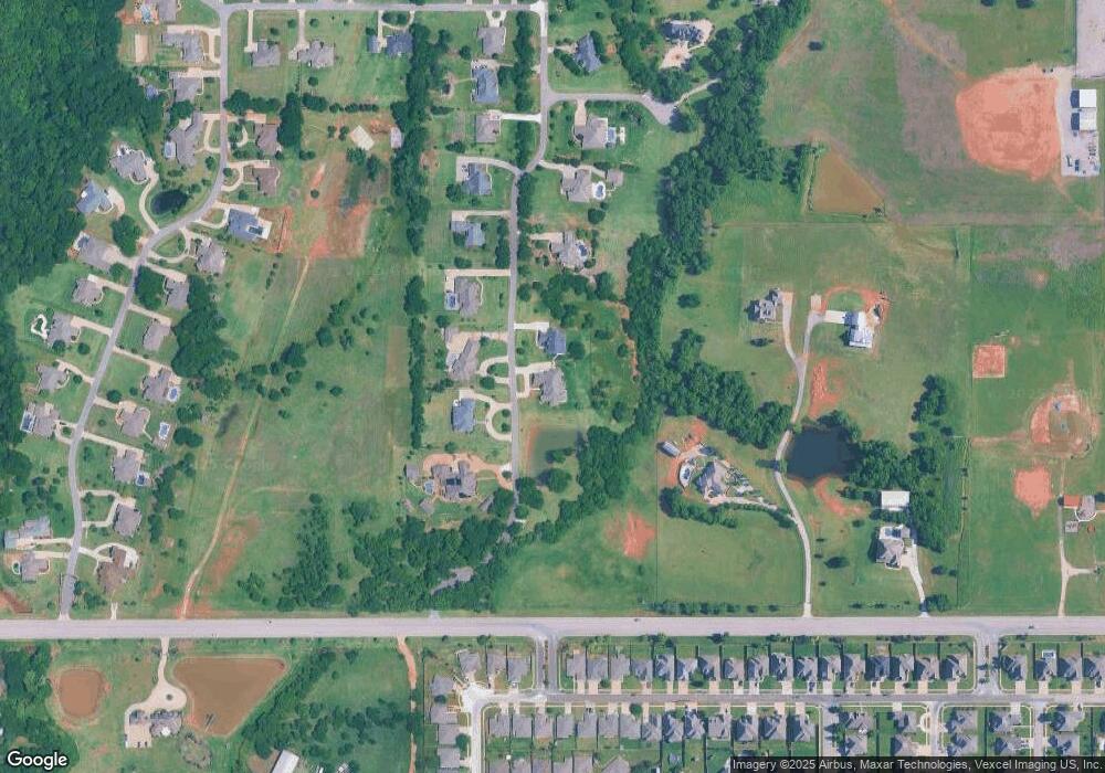 208 S Olde Bridge Rd, Moore, OK 73160 - photo 1