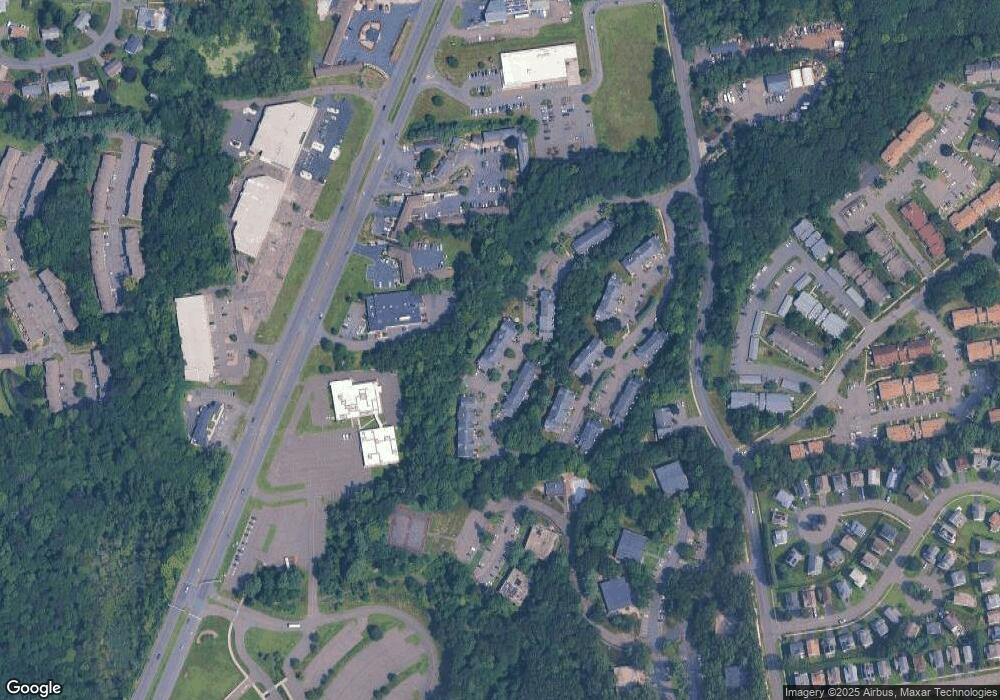 31 Crown Ridge unit 31, Newington, CT 06111 - photo 1