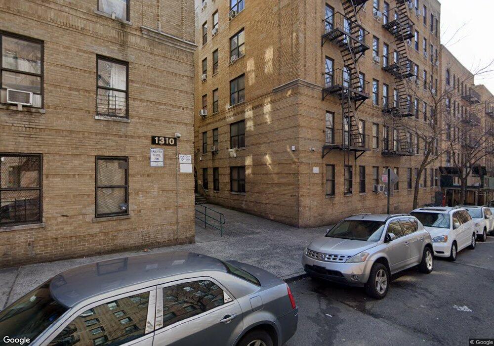 1310 Sheridan Ave unit 5B, Bronx, NY 10456 - photo 1