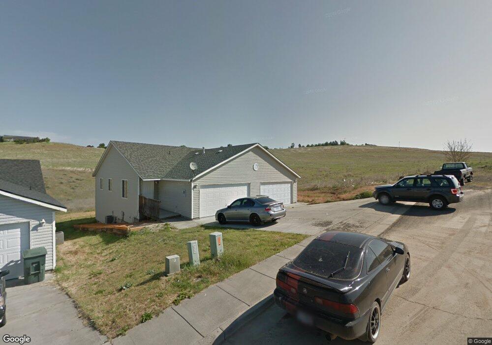 901 SW Nye Ave, Pendleton, OR 97801 - photo 1