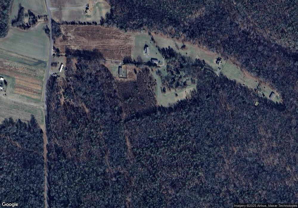 2752 Rappahannock Rd, Colonial Beach, VA 22443 - photo 1