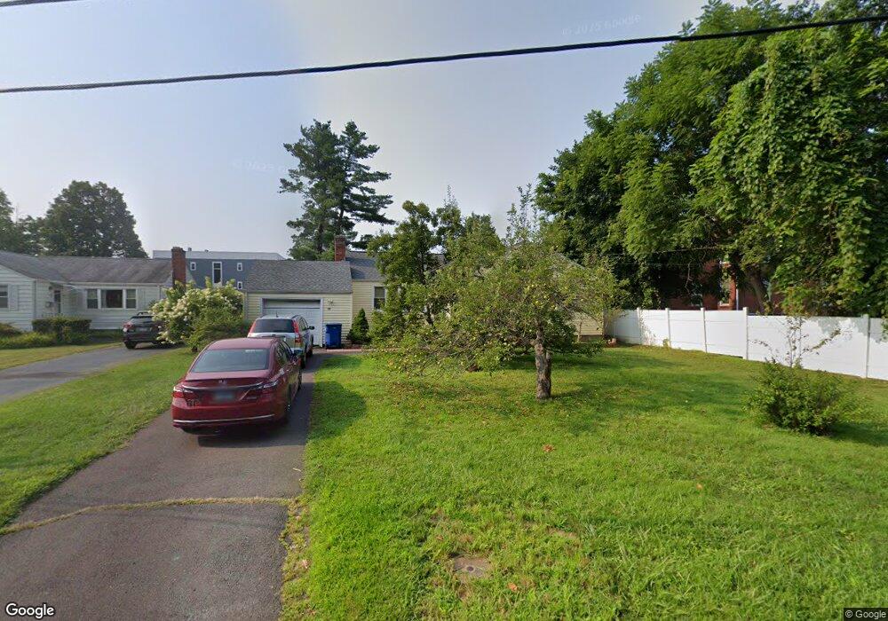 39 Phelps St, Windsor, CT 06095 - photo 1