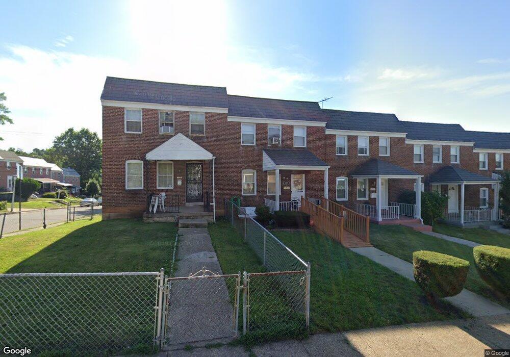 1019 Lyndhurst St, Baltimore, MD 21229 - photo 1