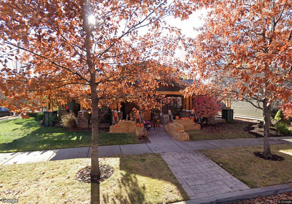 1532 NW Jackpine Ave, Redmond, OR 97756 - photo 1