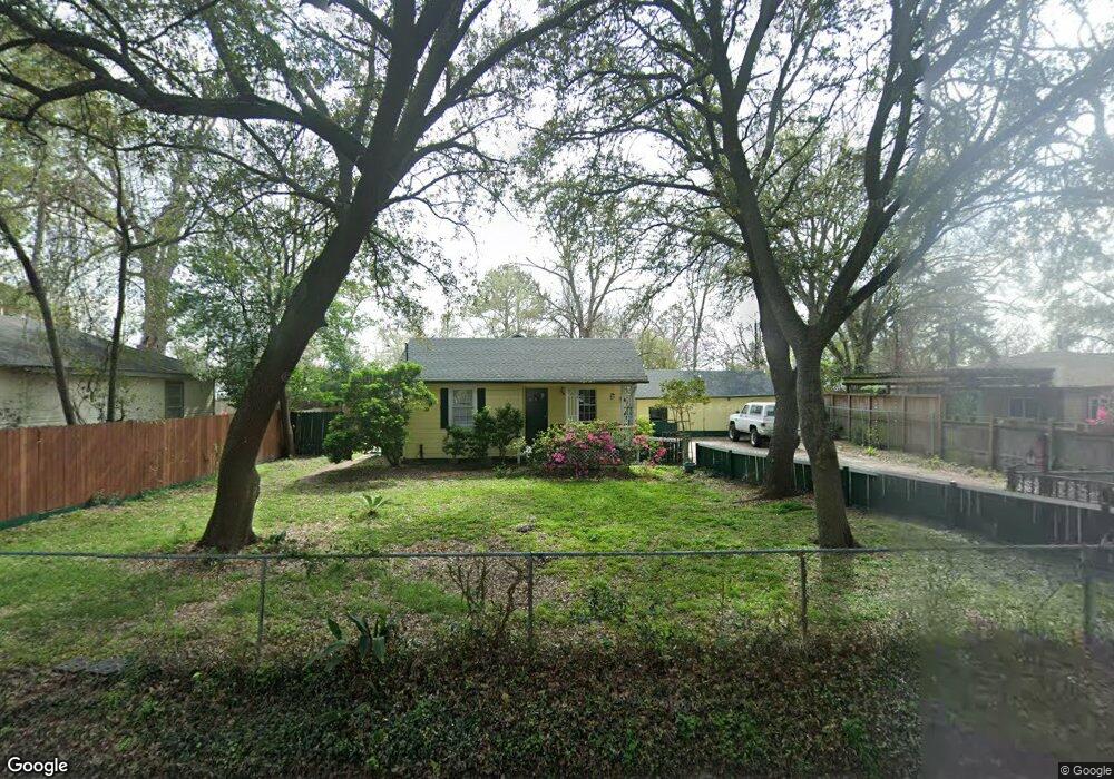 120 Feuhs Ln, Houston, TX 77022 - photo 1