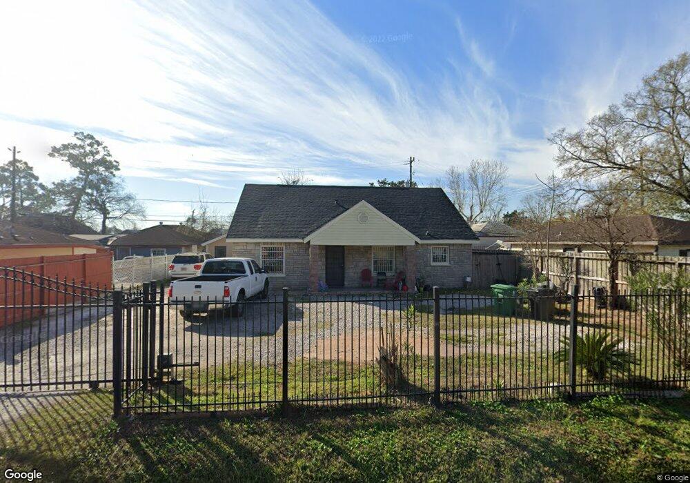 8006 Brockton St, Houston, TX 77017 - photo 1