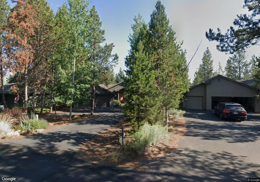 57627 Red Cedar Ln, Bend, OR 97707 - photo 1