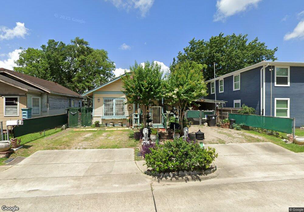 1007 Enid St, Houston, TX 77009 - photo 1