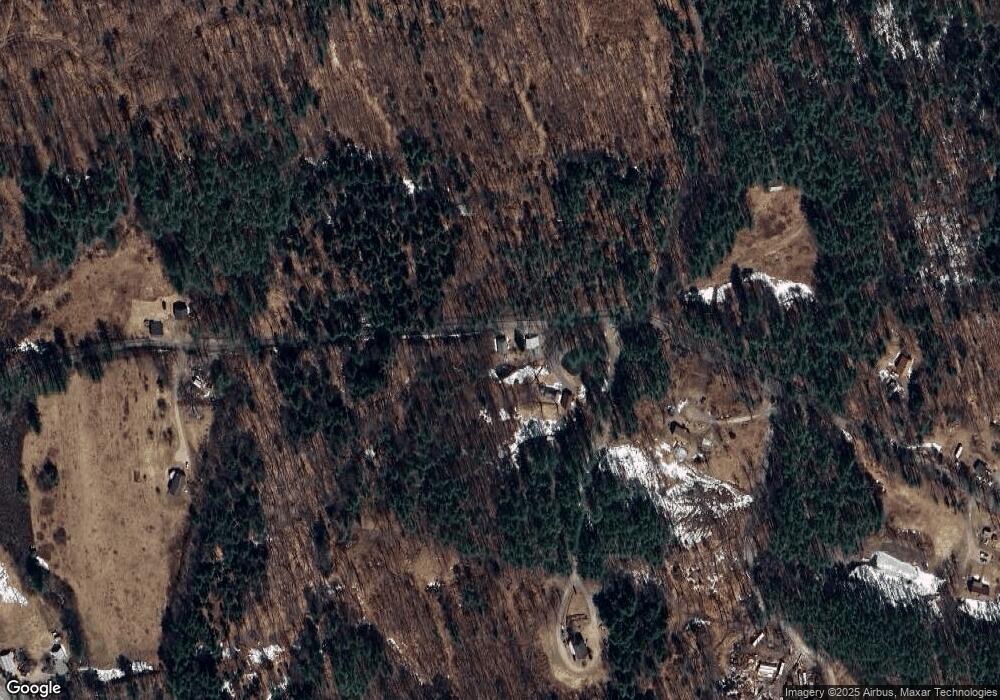 438 Fitts Rd, Wardsboro, VT 05355 - photo 1