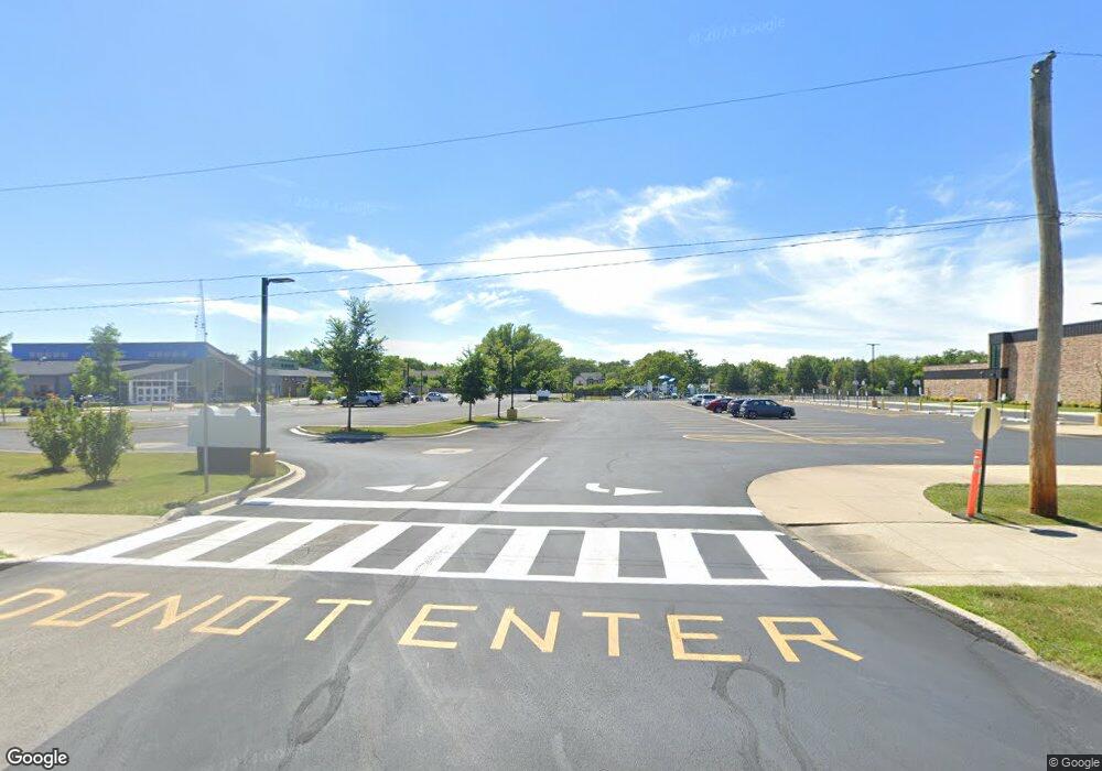 10100 Dee Rd, Des Plaines, IL 60016 - photo 1