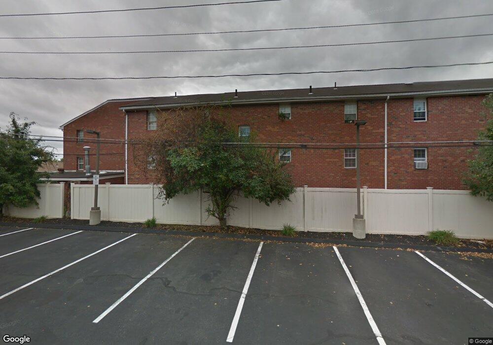 1304 Elm St unit 4B, West Springfield, MA 01089 - photo 1