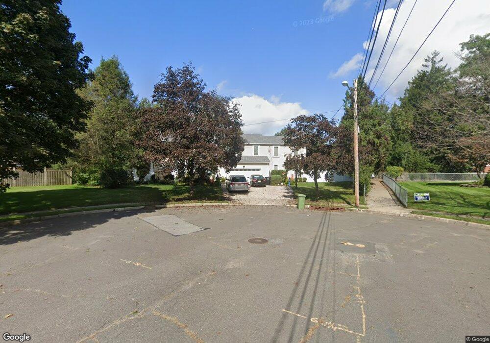 641 Victoria Terrace, Paramus, NJ 07652 - photo 1