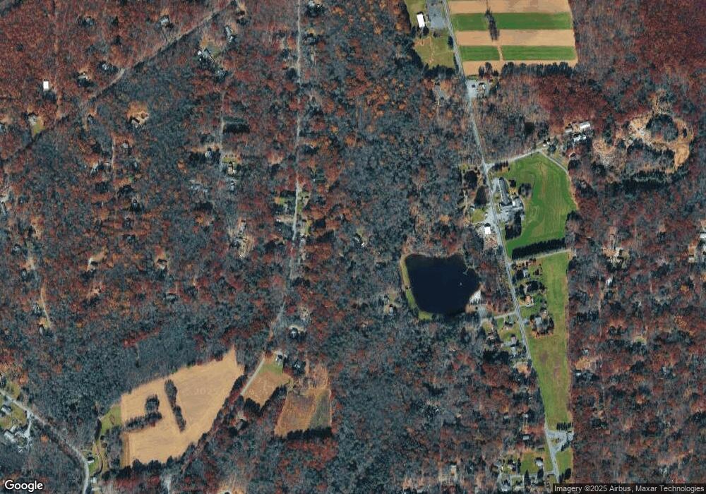 801 Lake Creek Dr, Effort, PA 18330 - photo 1