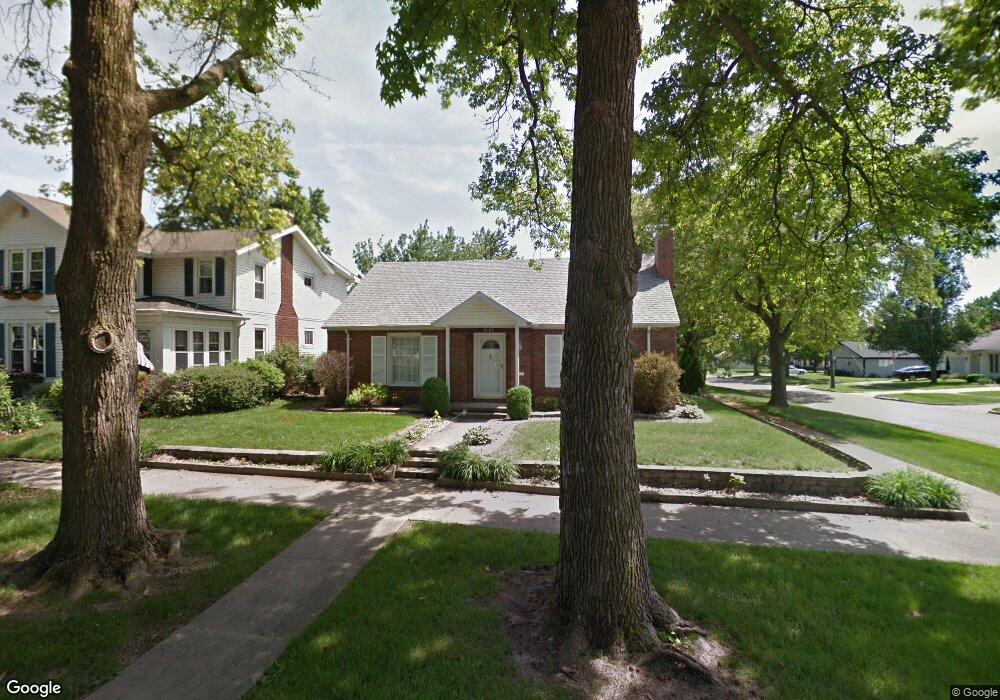 1121 Lafayette Ave, Mattoon, IL 61938 - photo 1